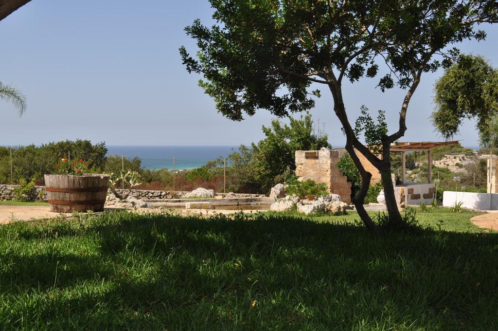 Contrada Borgin Bed & Breakfast Marina Di Pescoluse Exterior foto